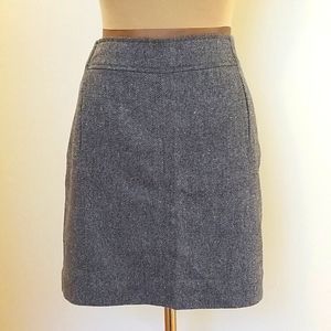Banana Republic wool tweed skirt size 4